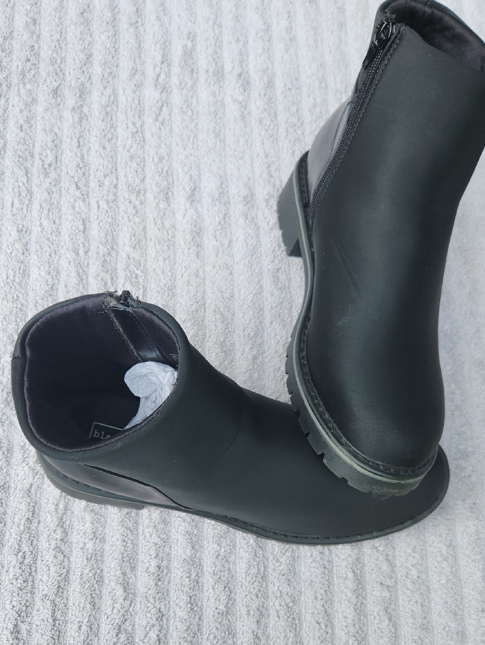 Black Rivet Black Side-Zip Ankle Booties